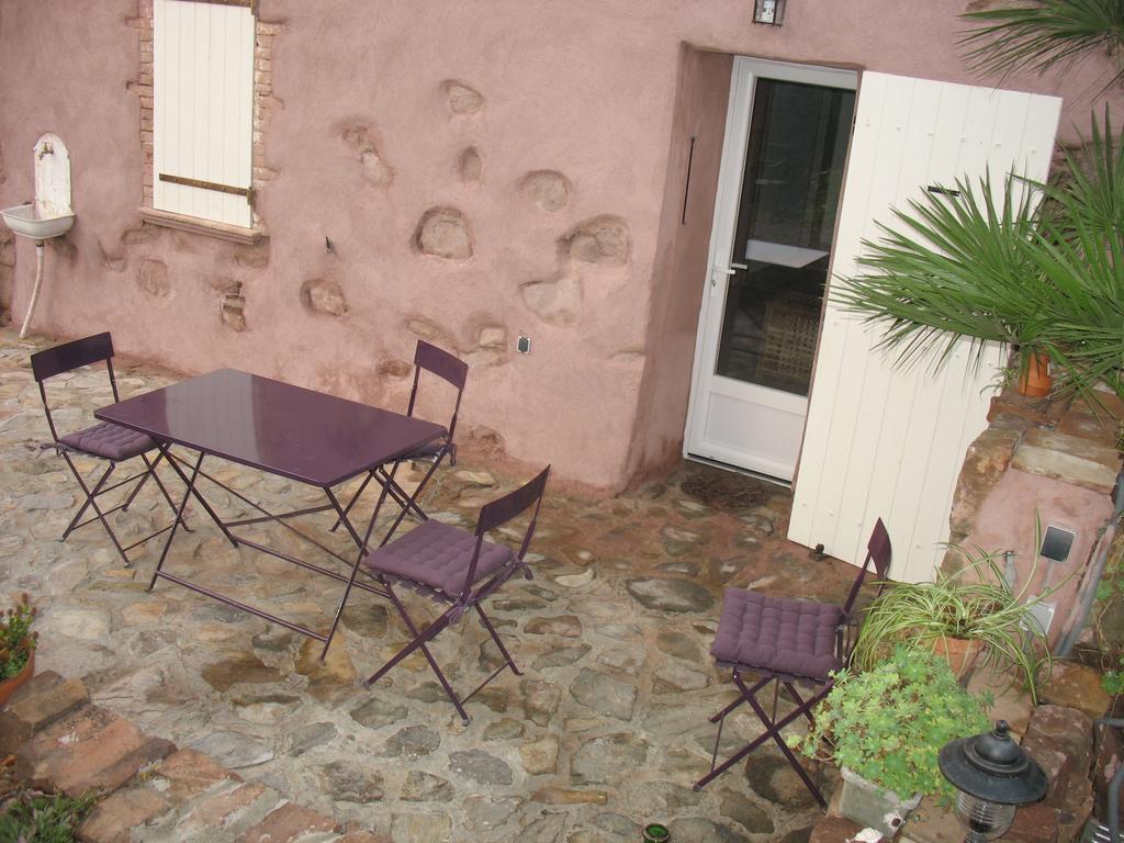 Bed And Breakfast La Maison De Nathalie Les Mayons Phòng bức ảnh